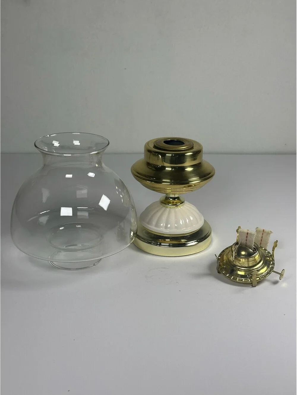 Vintage Style Brass & Ceramic Oil Lamp with Glass Chimney - Storage F-10